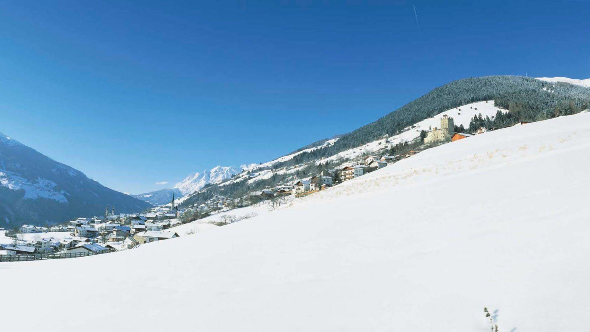 Hotel Fliesserhof Exterior photo